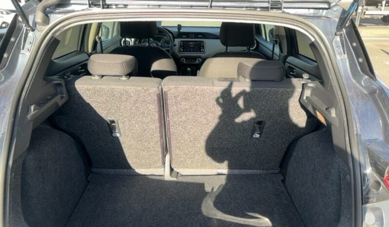 
								Nissan Micra V IG-T 92 Xtronic Kiiro full									