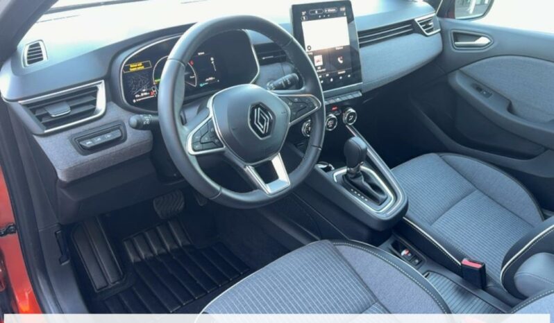 
								Renault Clio V Evolution E-Tech full hybrid 145 full									