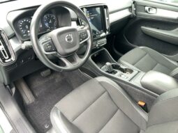 
										Volvo XC40 T3 163 Geartronic 8 Momentum 5 portes (juin 2020) (co2 165) full									