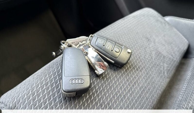 
								Audi Q3 II 45 TFSI E 245 S tronic S line full									