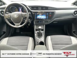 
										Toyota Auris (2) 1.2T Dynamic (new2015) 5 portes (mai 2015) (co2 112) full									