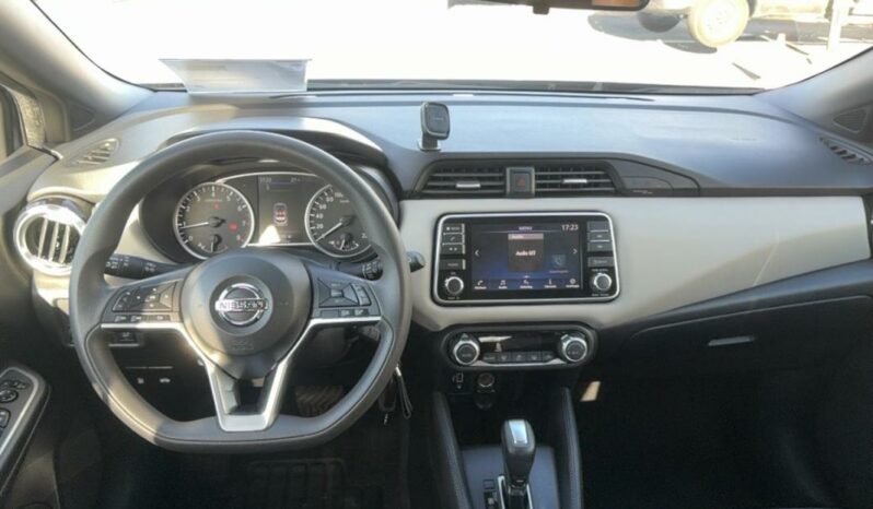 
								Nissan Micra V IG-T 92 Xtronic Kiiro full									