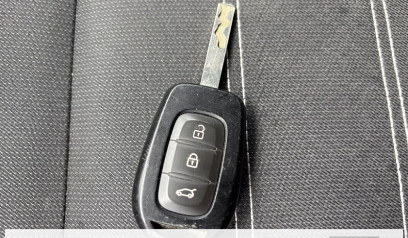 
								Dacia sandero III Confort SCe 65 full									