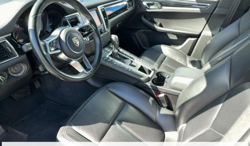 
								Porsche Macan 3.0 V6 S Diesel full									