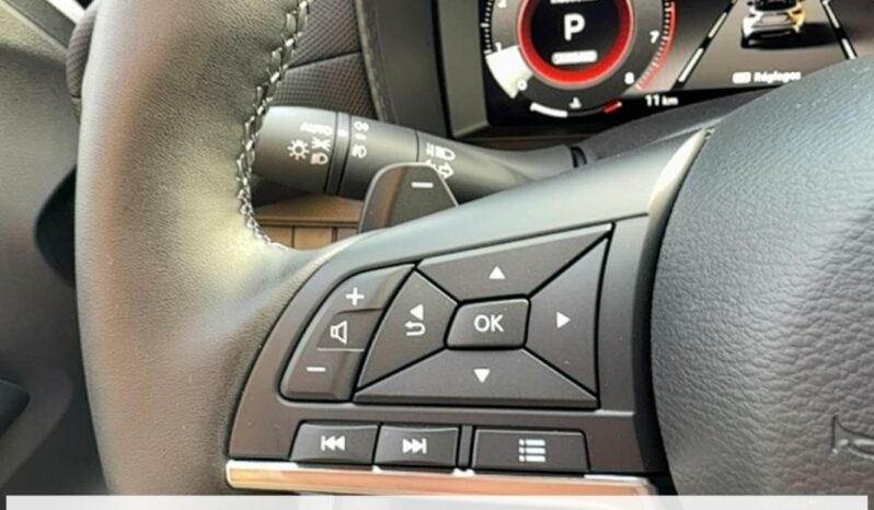 
								Nissan Juke II DIG-T 114 DCT N-Connecta full									