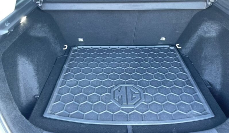
								MG ZS II 1.5L 197ch Hybrid+ Luxury full									