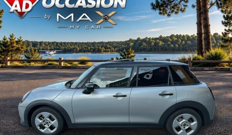 
								Mini Mini IV Cooper Essential 156ch DKG7 (F65) 5 PORTES full									