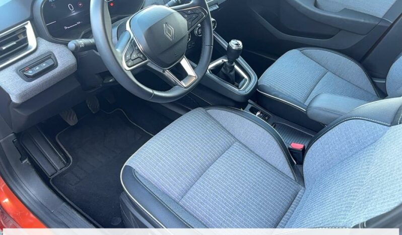 
								Renault Clio V Techno TCe 90 -25 full									