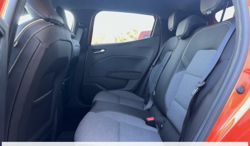 
								Renault Clio V Evolution E-Tech full hybrid 145 full									