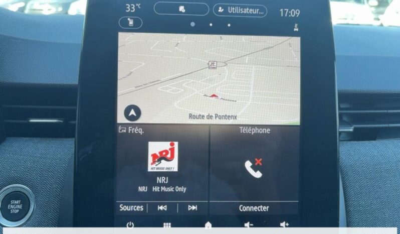
								Renault Clio V Evolution E-Tech full hybrid 145 full									