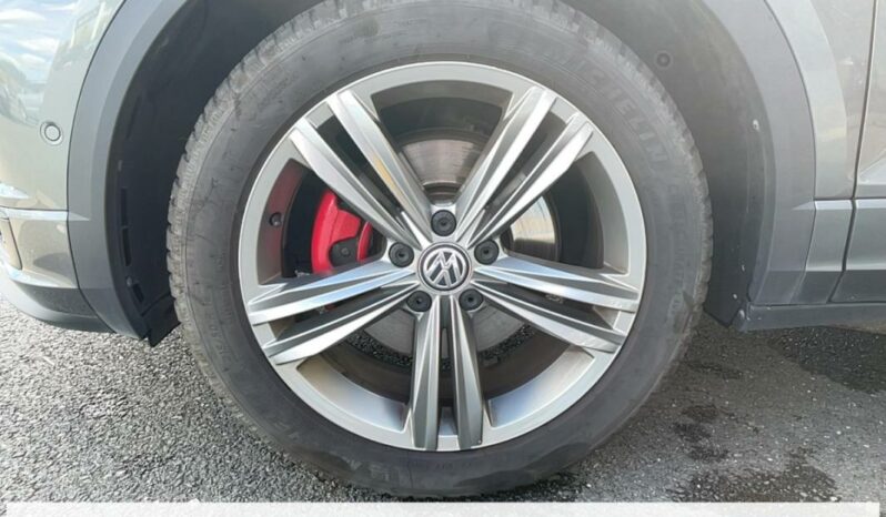 
								Volkswagen T-Roc 1.5 TSI 150 EVO R-LINE full									