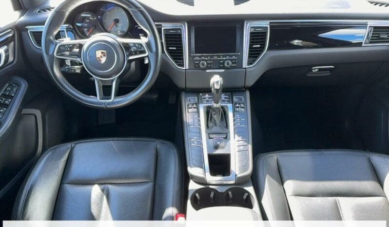 
								Porsche Macan 3.0 V6 S Diesel full									