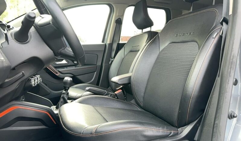 
								Dacia Duster II Extreme Blue dCi 115 4×4 full									
