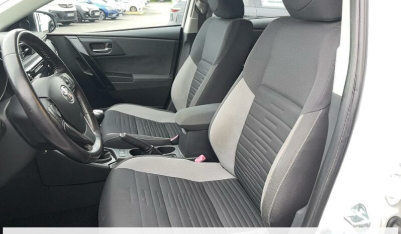 
								Toyota Auris (2) 1.2T Dynamic (new2015) 5 portes (mai 2015) (co2 112) full									