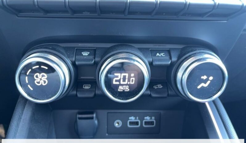 
								Renault Clio V Evolution E-Tech full hybrid 145 full									