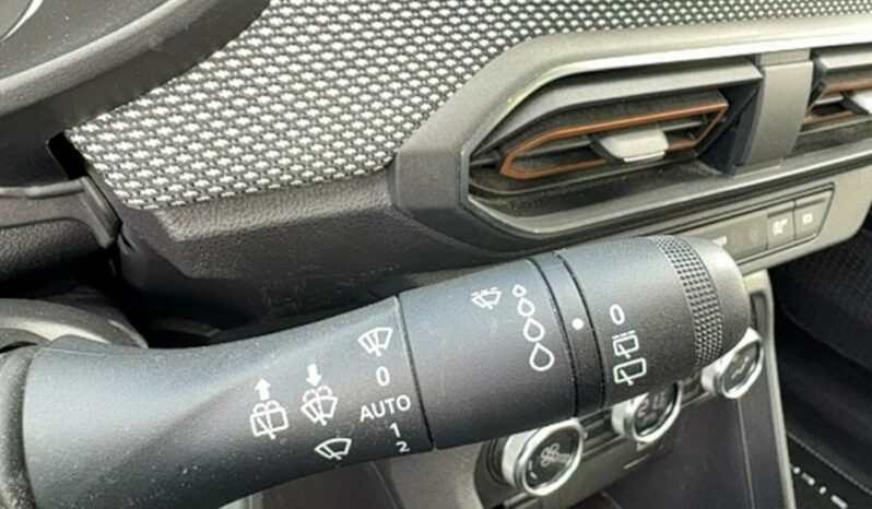 
								Dacia Sandero Stepway III Expression TCe 90 CVT full									