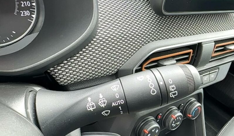 
								Dacia Sandero (3) 1.0 TCe 90 Stepway Confort full									