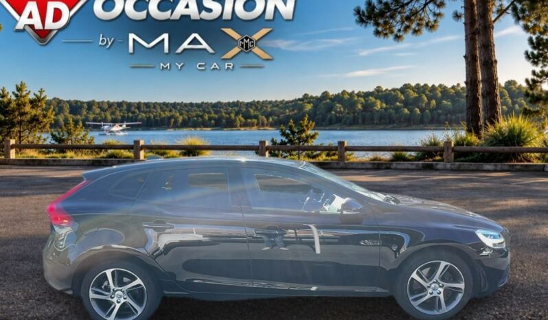 
								Volvo V40 II T2 122 Geartronic 6 R-Design full									