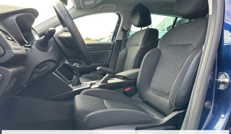 
								Renault Mégane Estate SL Limited TCe 115 FAP full									