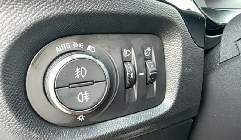 
								Opel Corsa (6) 1.2T XHL Hybrid 81kW Edition eDCT full									