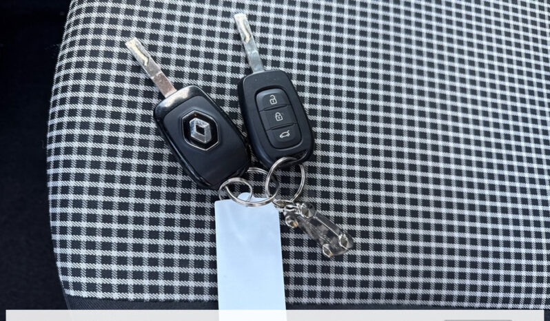 
								Renault Twingo III Life SCe 65 – 20 full									