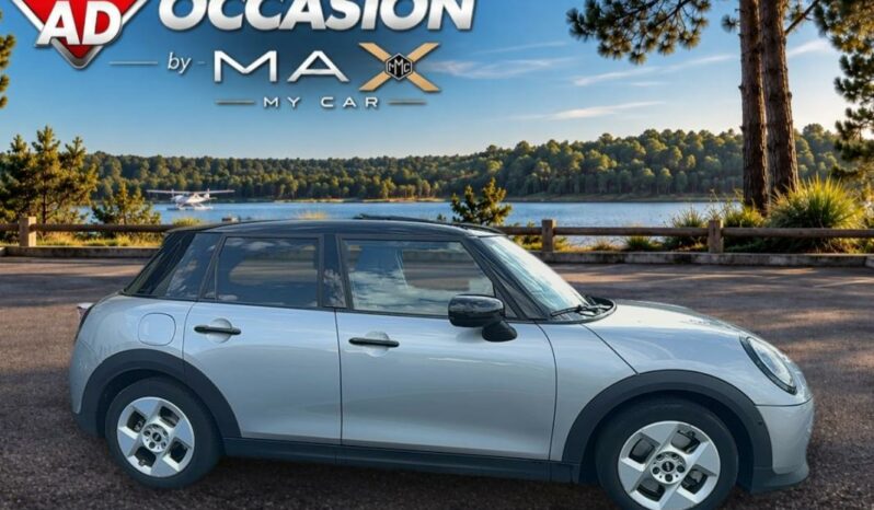 
								Mini Mini IV Cooper Essential 156ch DKG7 (F65) 5 PORTES full									