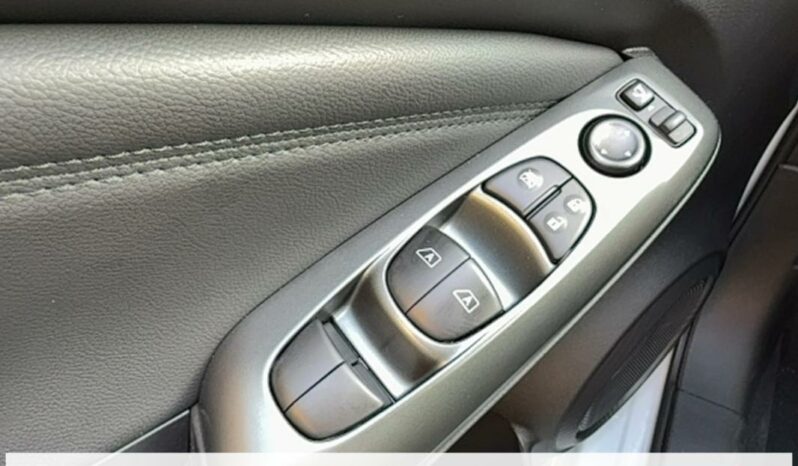 
								Nissan Juke II DIG-T 114 DCT N-Connecta full									