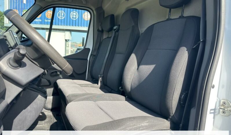 
								Renault Master III FG Tr GCF F3300 L2H2 dCi 135 full									