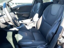 
										Volvo V40 II T2 122 Geartronic 6 R-Design full									