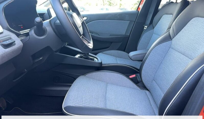 
								Renault Clio V Techno TCe 90 -25 full									