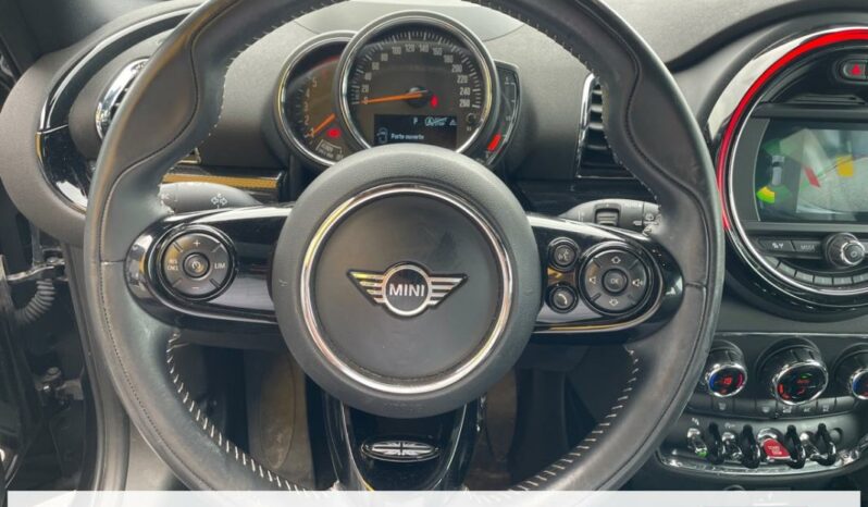 
								Mini Clubman II Cooper D Kensington 150 ch BVA8 (F54) 5 portes Break (janv. 2019) (co2 115) full									